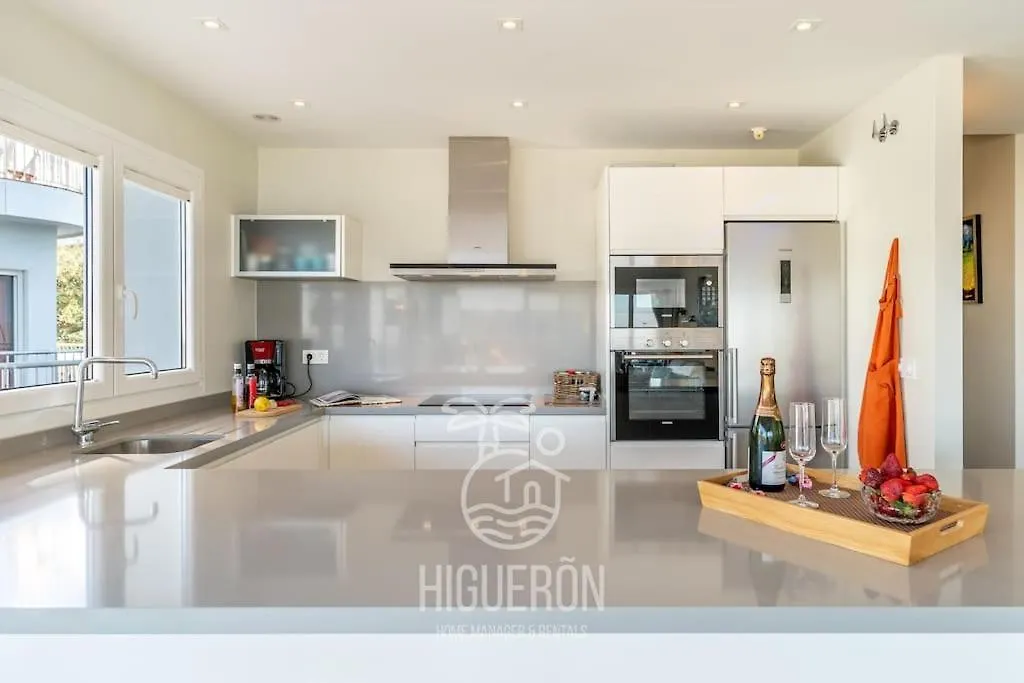 Higueronrentals Holiday Dream Malaga Apartment